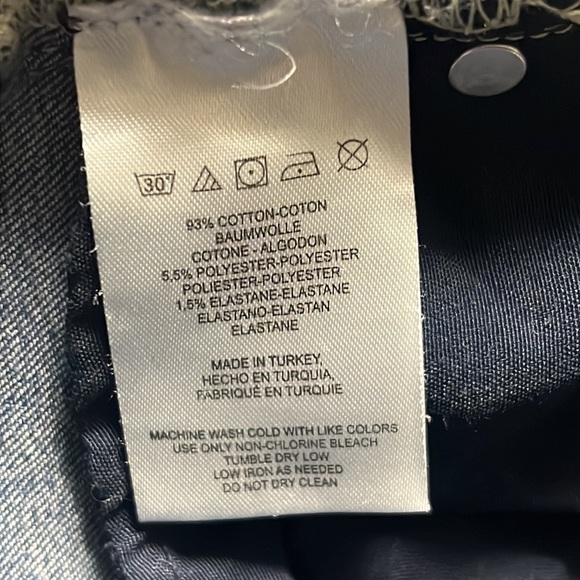 Free People Denim Jeans Women’s Size 28 Bootcut Blue Jeans with Frayed Hems - Picture 10 of 12